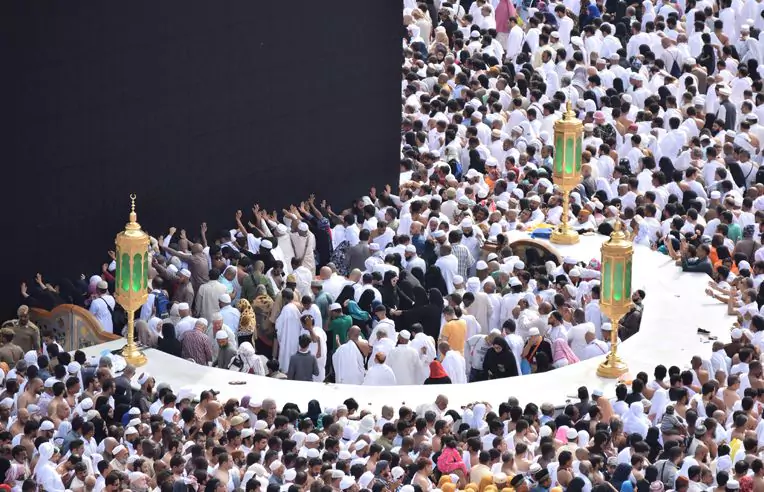 14 Nights 4 Star Umrah Package